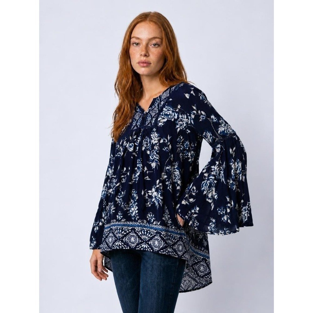 Nostalgia Women Navy Blue Floral Bell Sleeve Tunic Top Crochet Sz M Bohemian